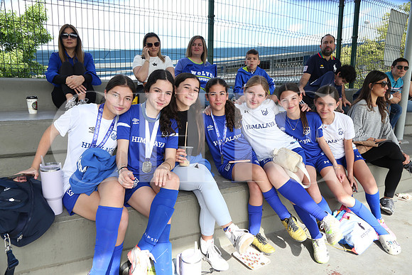 Cata Bueno, Eva Elizondo, Valeria Guzmán, Pao Villarreal, Marian Cordero, Camila Margáin y Sofia Martínez 0