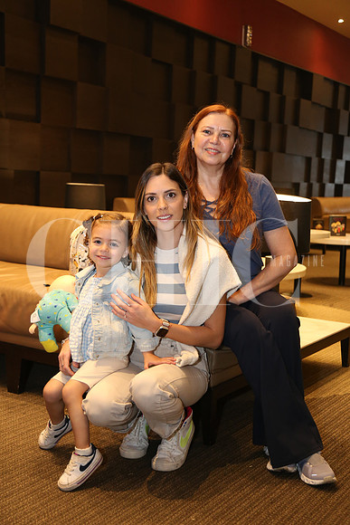Luciana Garza, Lucia González y Lucia Vignau1
