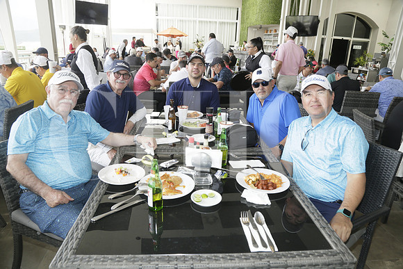 Rogelio Betancourt, Fernando Díaz, Alán Peña Rafael Fernandez y Antonio Garza