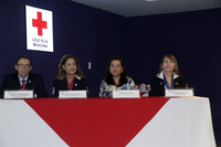 Carlos Fernández, María Nelva Ramírez, Gloria Bazán y Beatriz Salinas de Guitron (2)