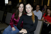 Annie Garza de Treviño y Ana Treviño