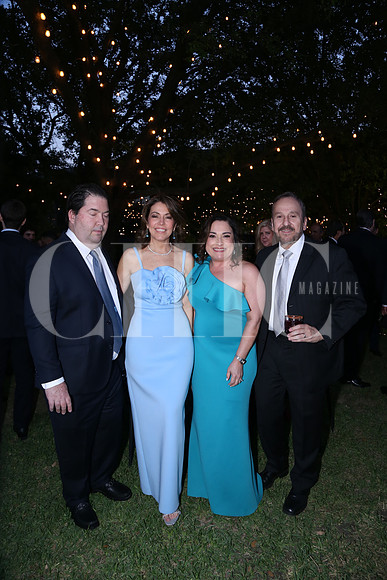 Gonzalo García, Rebeca Martínez de García, Laura García de Luna y Oscar Luna 1