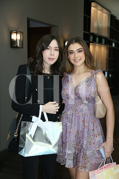 Ana Paty Alvarado y Pamela Ruiz 1
