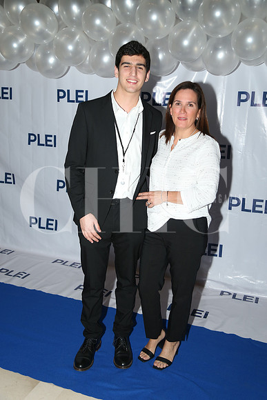 Alberto Chapa y Monserrat González