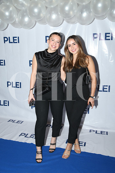 Eugenia Garza y Daniela Guzmán 1