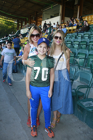 Miroslava de Ramos, Laura Cisneros de Rangel y Adrián Ramos