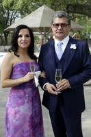 (papás del novio) Cristina Peña de Rhon y Raúl Rhon (3)