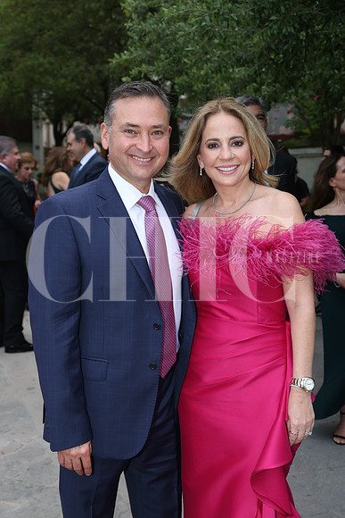 Pepe Treviño y Cecila Contreras de Treviño2