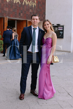 Eugenio Vallejo y  Regina Gonzalez