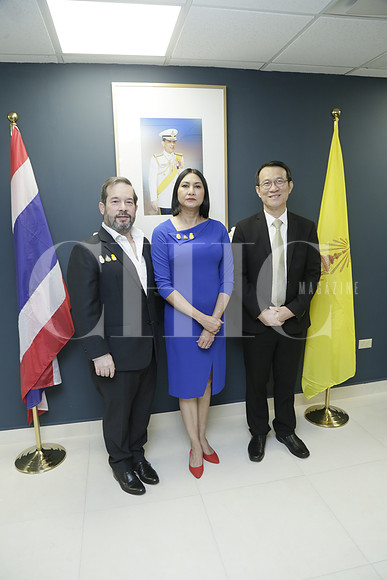 Jorge De la Garza, Puk De la Garza y Paisan Rupanichkij