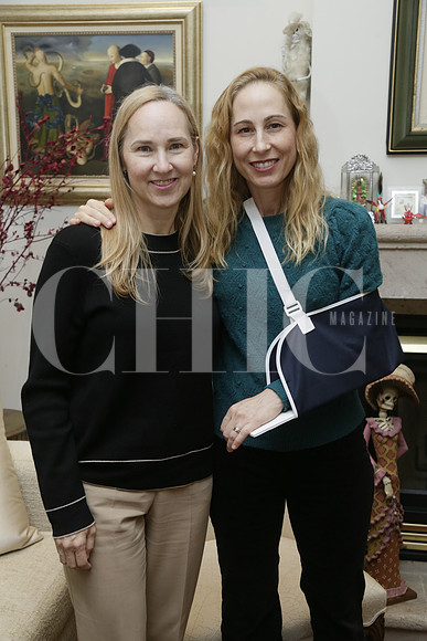 Katia Medina de Galarza y Jeannine Zambrano de Garay (2)