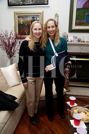 Katia Medina de Galarza y Jeannine Zambrano de Garay