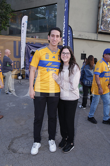 Andrés Barrera y Mariajose Villagómez 1