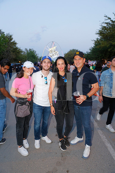Marifer Andueza, Gerardo Mireles, Karen de Andueza  y Victor Andueza (3)