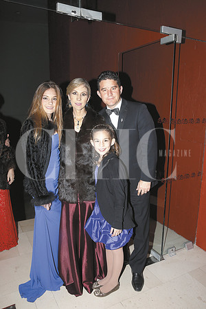 Cecilia Guerra y Ana Cecilia Ibarra de Guerra, Andrés Guerra y Cordelia Guerra