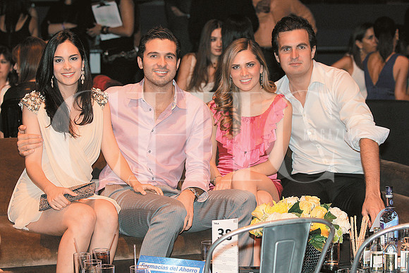 Fernanda Gómez, Felipe de Anda, Alejandra Maltos y Jorge González