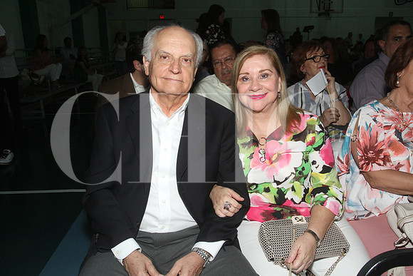 Roberto Guerra y Bertha G. de Guerra