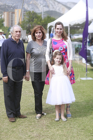 Carlos Gracida, Sylvia de Gracida, Karla Gracida y Bibi Ruiz