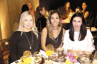 Priscila Valadez de Hurtado, Marcela Garza de Mogas y Ada Canales de León