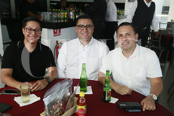 Ernique Silva, Alexis Alvizo y José Esquivel