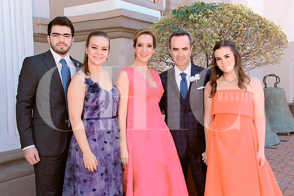 Bernardo Garza, Valentina Salvador, María Isabel Garza de Salvador, Luis Miguel Salvdor y Luisa Salvador