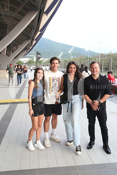 Frida Guadarrama, Diego Ulloa y Armando Ulloa1