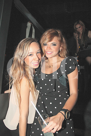 Paulina Carrillo y Valeria Meade