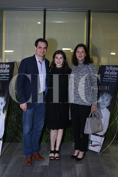Thomas Hogg, Marcela Hogg y Adriana Quintanilla de Longoria