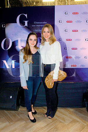 Marcela Arizpe y Vanessa Villarreal de Martínez (2)