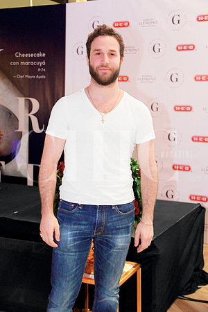 Max Fernández