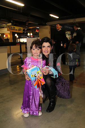 Romina Valencia y Yanara Hepo