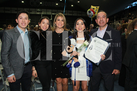 Hector, Andrea, Linda, Cristina y Hector
