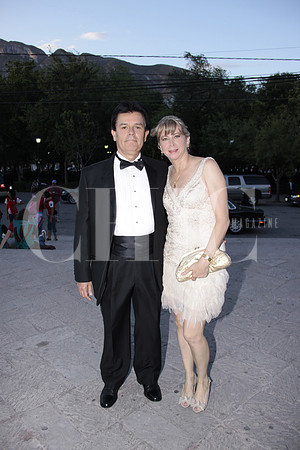 Heliodoro Lozano y Jéssica Buenrostro de Lozano