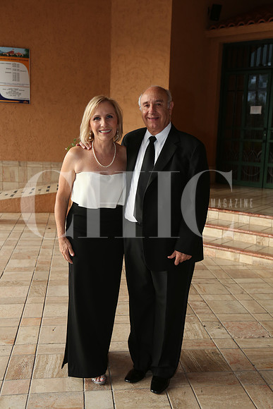 Claudia Zorilla de Paras y Juan Manuel Paras