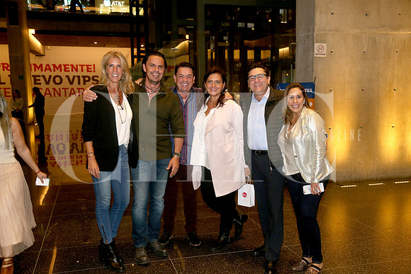 Mariana Amador, Rafael Gutierrez, Javier Vazquez, Elizabeta de Vazquez, Luis Herrera y Rosa Alicia de Herrera