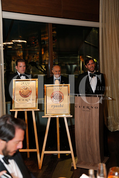 Alberto Martínez, Joseph Cinque y Víctor Setien (9)
