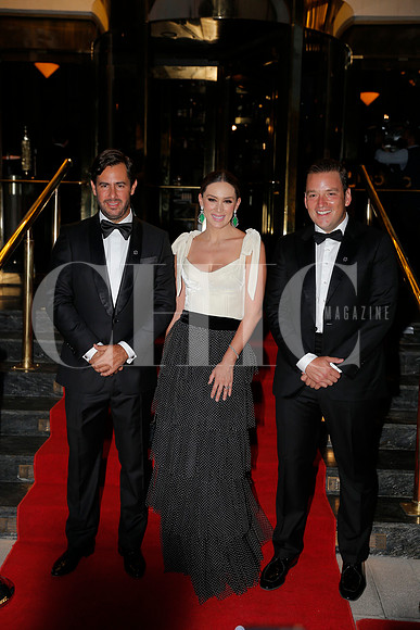 Victor Setien, Jacqueline Bracamontes y Alberto Martínez (28)