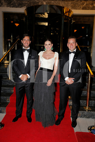 Victor Setien, Jacqueline Bracamontes y Alberto Martínez (18)