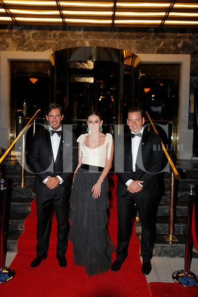 Victor Setien, Jacqueline Bracamontes y Alberto Martínez (26)