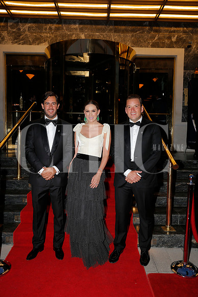 Victor Setien, Jacqueline Bracamontes y Alberto Martínez (22)