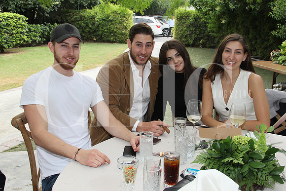 Santiago Lans, Cristobal Lans, Camila Lobeira y Lorenza Lans