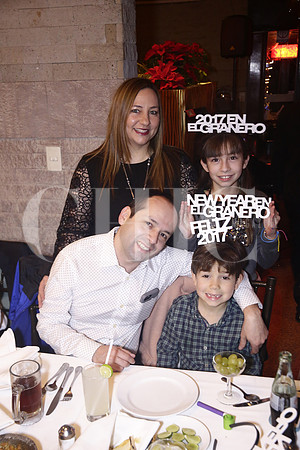 Jenny de la Fuente, alejandro Garcia, Pamela Garcia y Samuel Garcia (2)