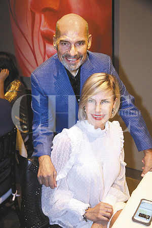 Alberto Villarreal y Paty Rangel