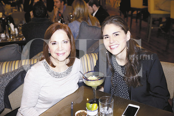 Lourdes Páez y Marilú Páez