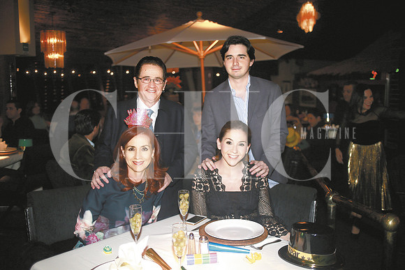 Jesús Ochoa, David Sagaón, Blanca de Ochoa y Valeria Ochoa