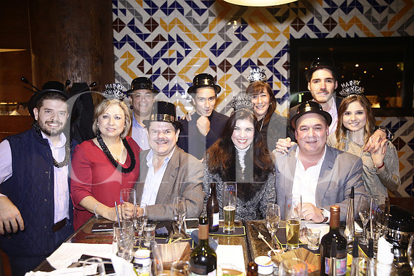 Mary Casas, Antonio Casas, Eloy Segovia, Patricio Segovia, Celina de Cavazos, Roel Cavazos, Roel Cavazos, Valeria Casas y Patricia Segovia (6)
