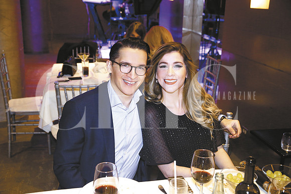Cesar Lizaola y Angie Elizondo (1)