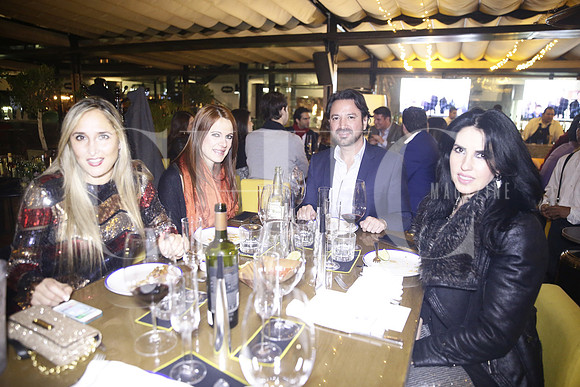 Lizeth Rosiano, Gretchen Acu§a, Evaristo Perez y Malena Pe§a (2)