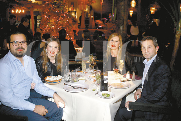 Federico Flores, Paola Decresenzo, Lourdes de Decresenzo y Francisco Decresenzo