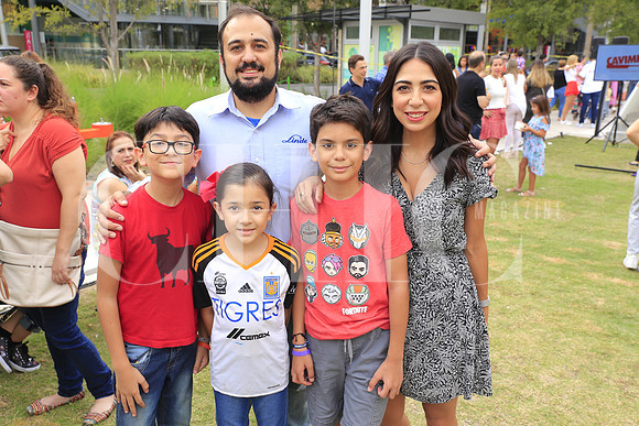 Gerardo Moya, Gerardo Moya, Gabriela Moya, Leonardo Moya y Liliana Moya (1)